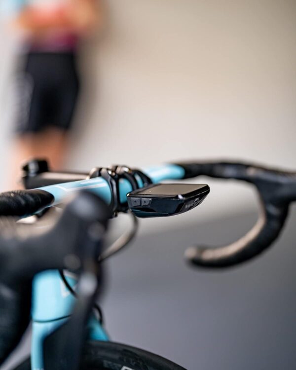 Wahoo ELEMNT Bolt V2 GPS Cycling/Bike Computer, Black - Image 55
